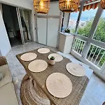 Sinforosa Park Apartmán *